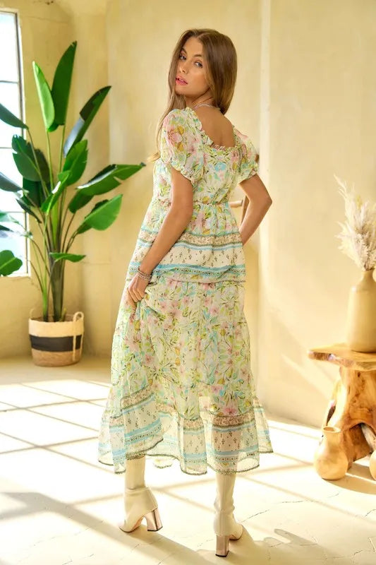 Davi & Dani Spring Floral Border Print Ruffled Textured Top