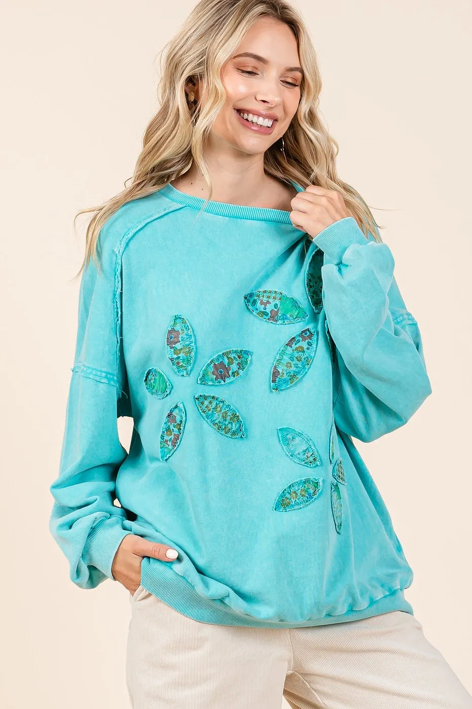 Mittoshop Vintage Textile Flower Patch Mineral Wash Pullover Sweatshirt