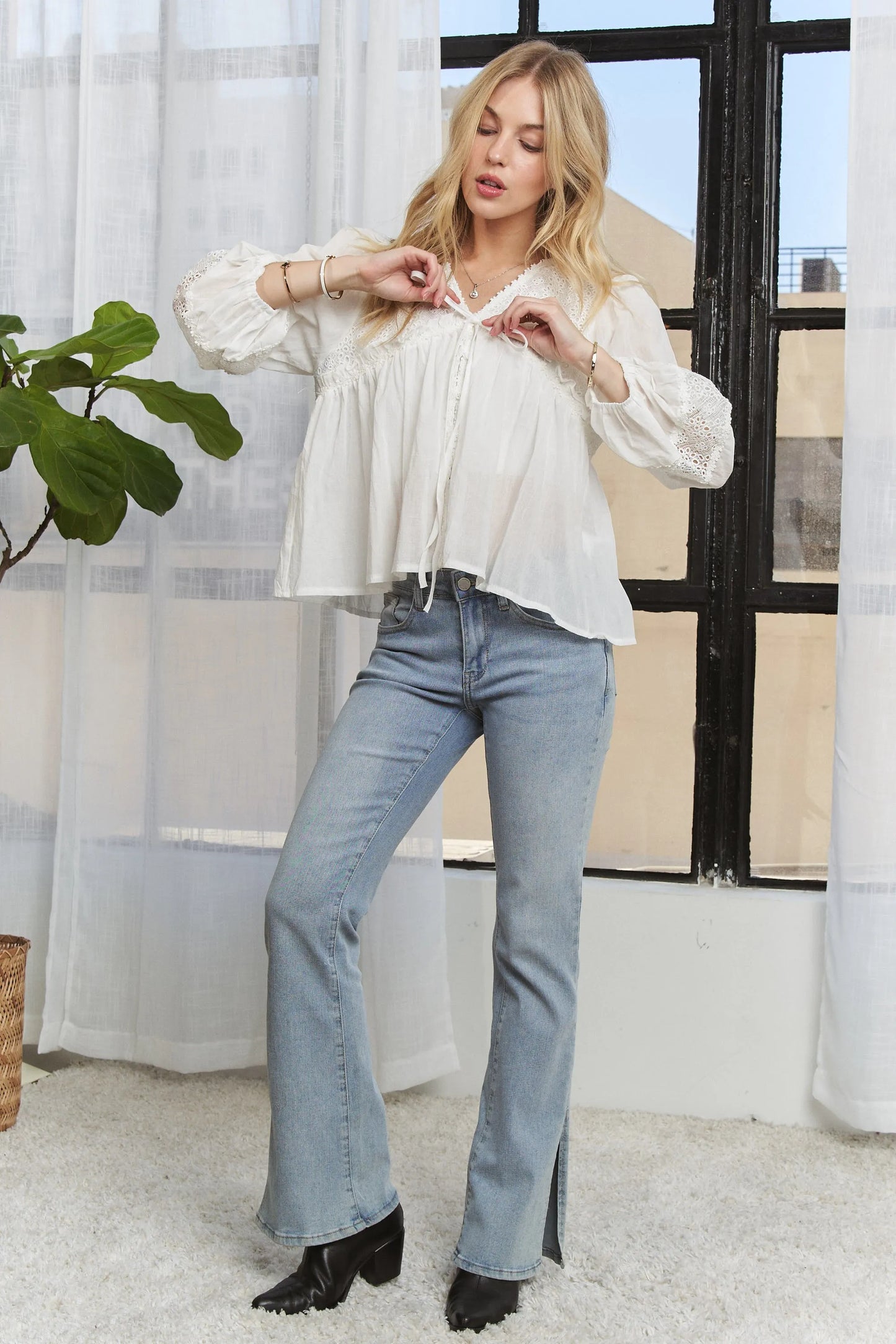 ADORA Solid Long Sleeves Top