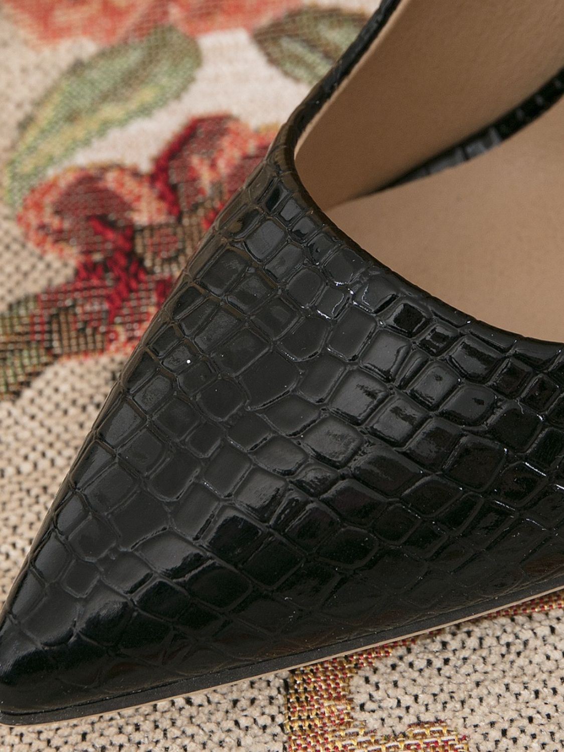 Point Toe Flare Heel Pumps