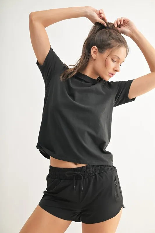 MONO B Round Neck Short Sleeve T-Shirt BLACK
