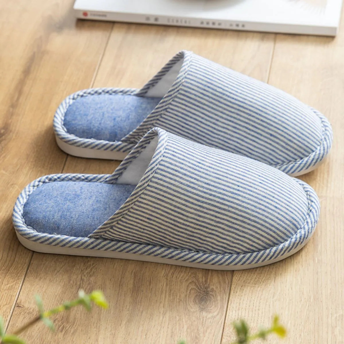 Round Toe Flats Slippers Blue