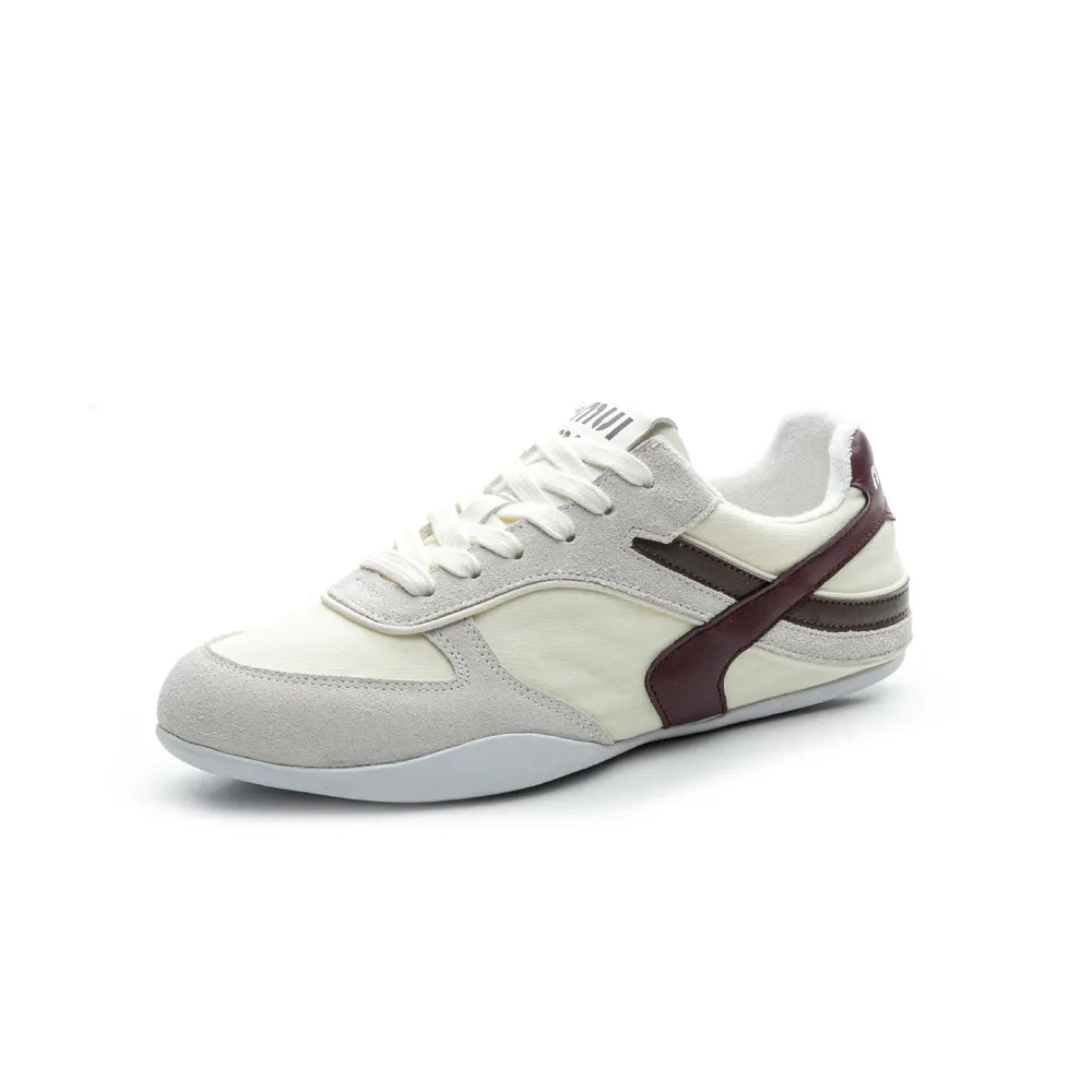 Lace Up Round Toe Contrast Flat Sneakers Beige