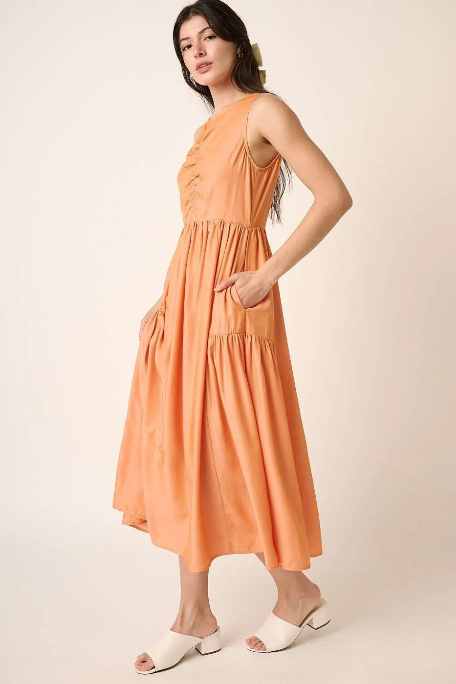 Mittoshop Ruched Detail Sleeveless Midi Dress