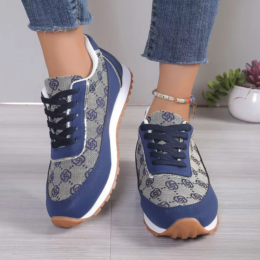 Floral Contrast Round Toe Athletic Navy