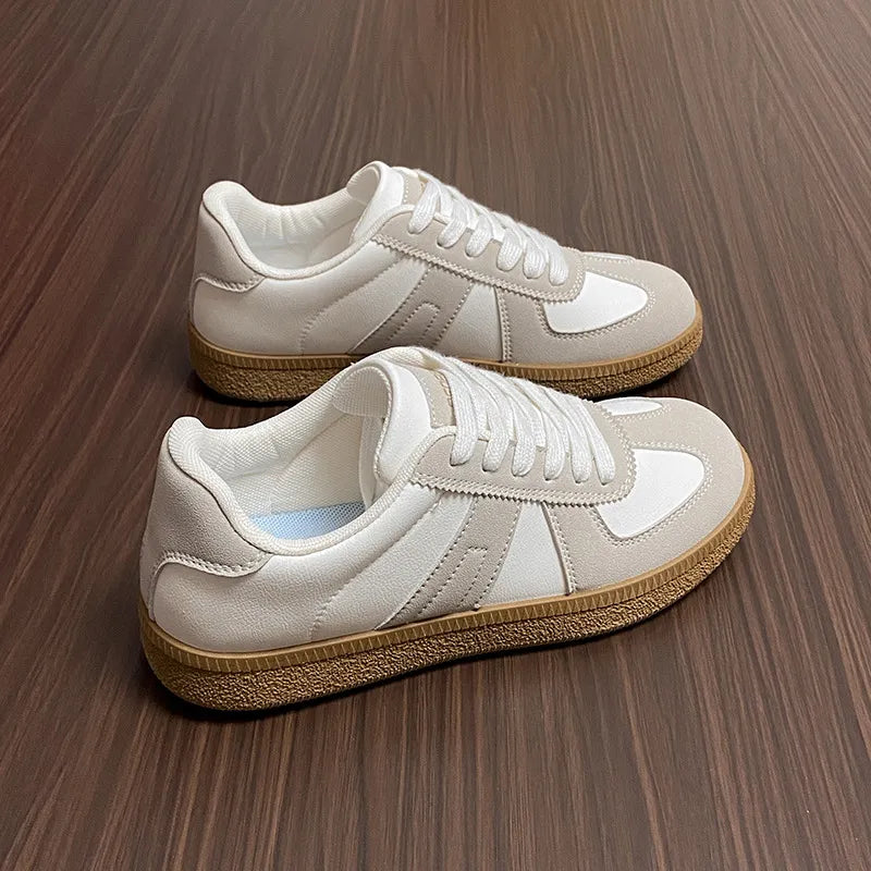 Contrast Flat Sneakers Beige