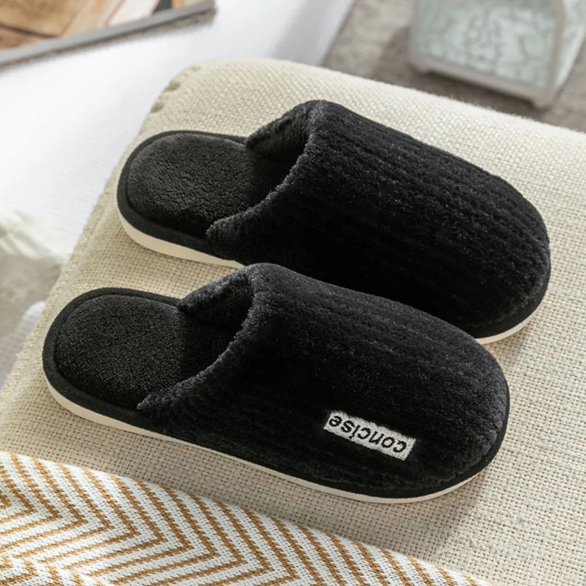 Round Toe Flats Slippers Black