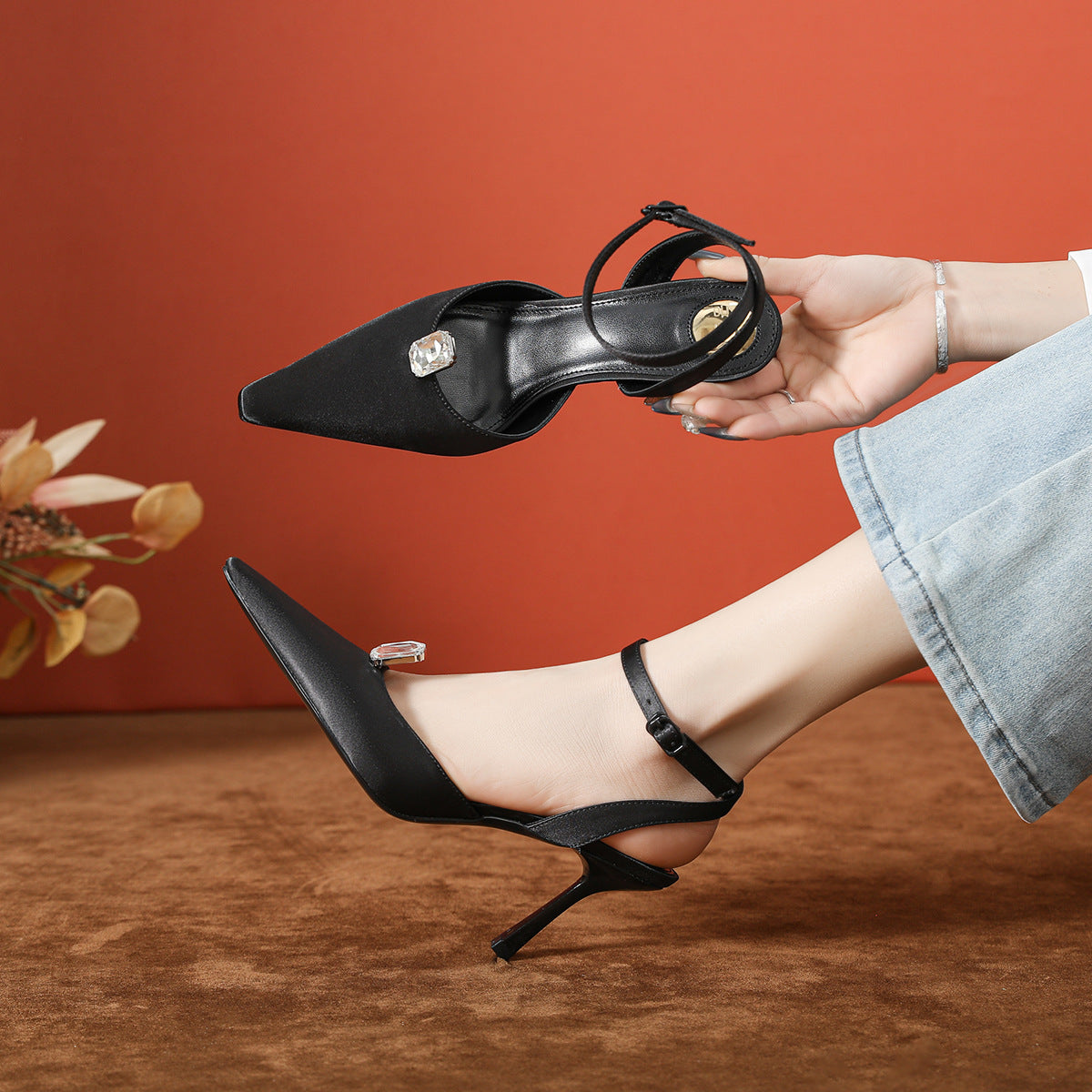 Point Toe Stiletto Slingback Pumps Black