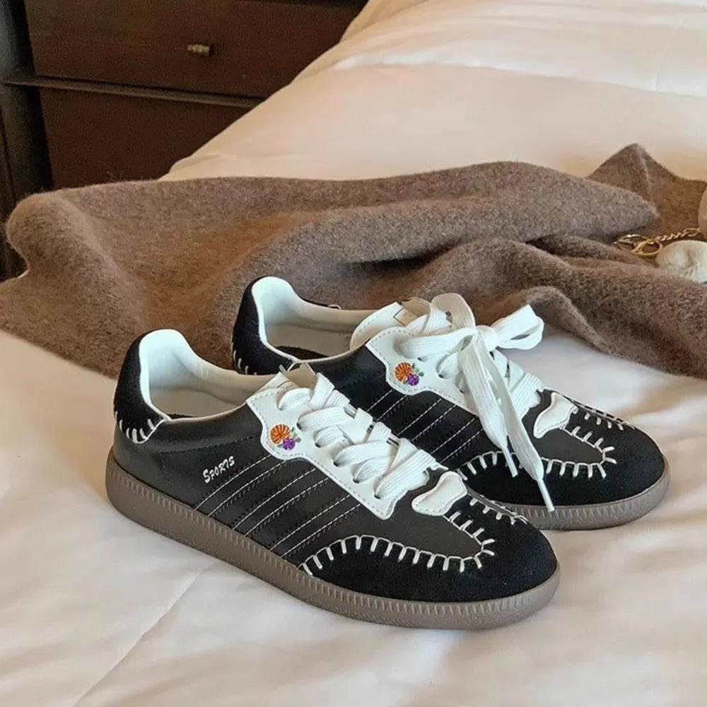 Round Toe Flats Sneakers Black