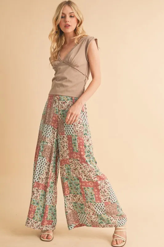 Aemi+Co V-Neck Cap Sleeve Cropped Top