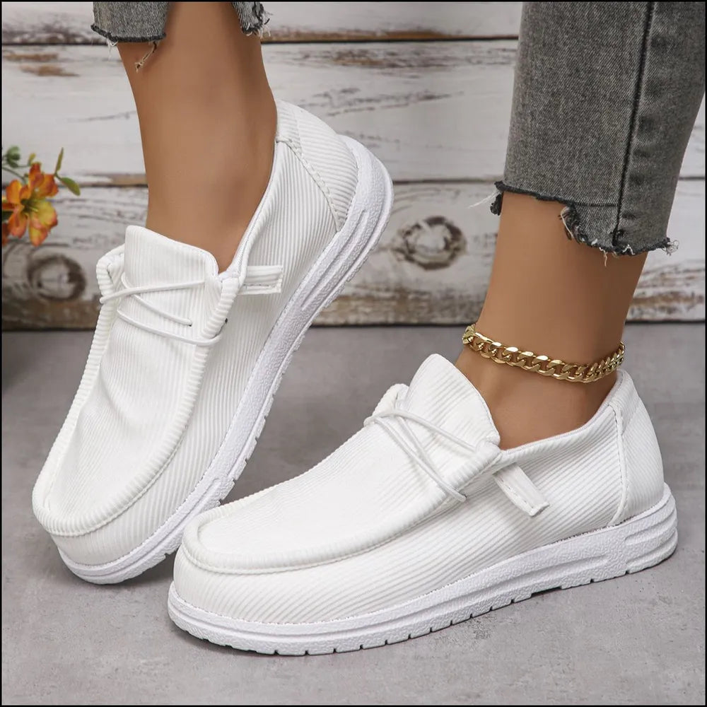 Round Toe Canvas Sneakers White