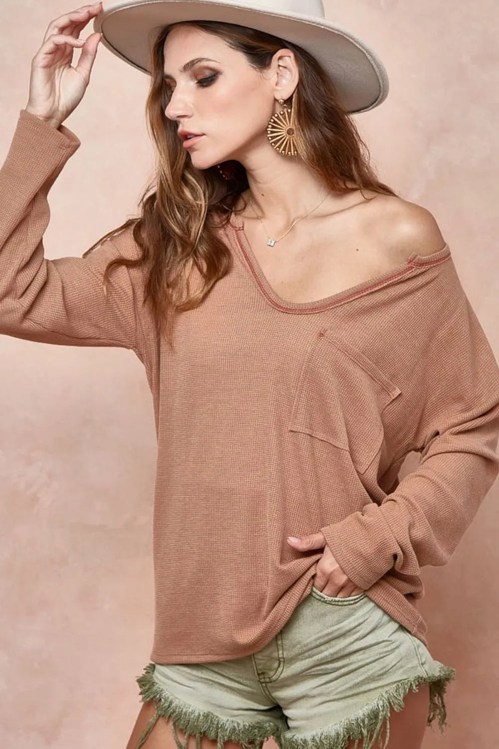 BiBi Tharmal with Out Stitching Detailed Roud V Neck CAMEL