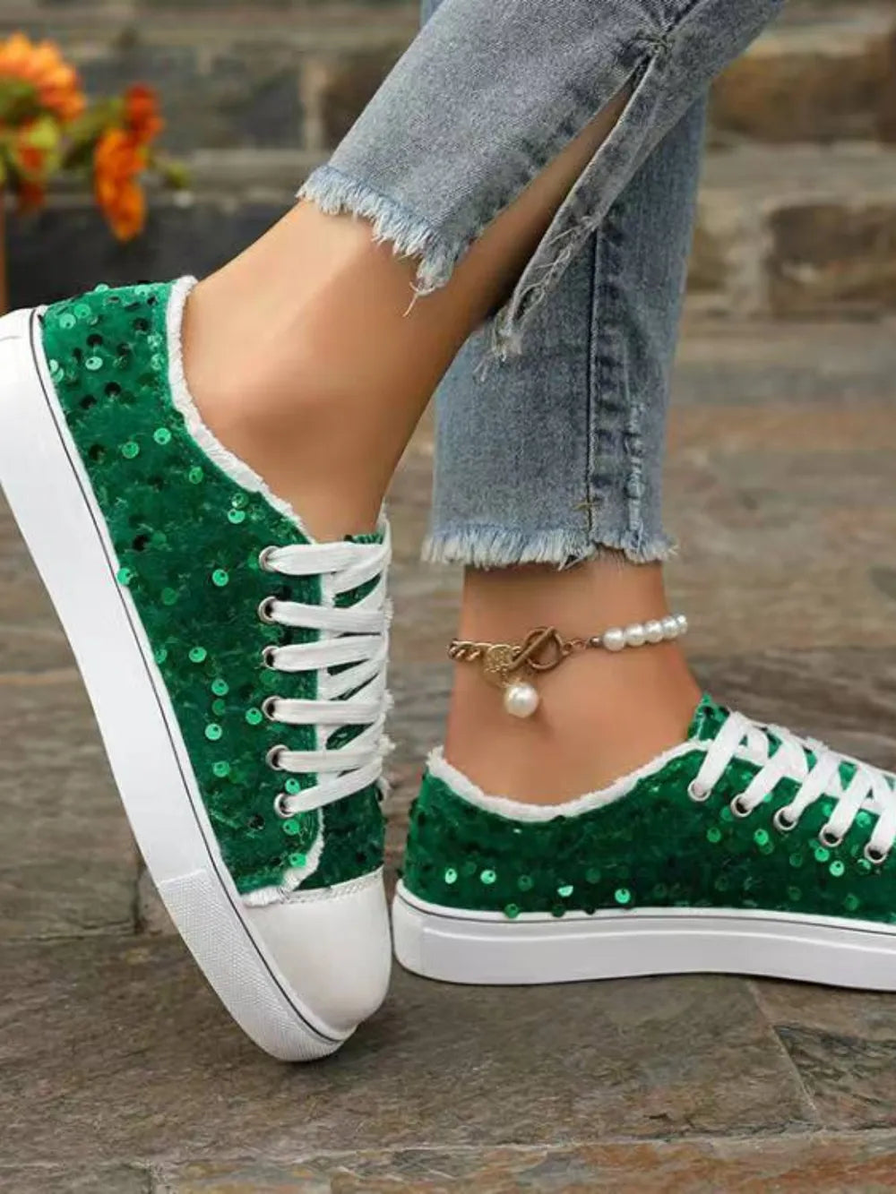 Sequin Round Toe Flat Sneakers Green