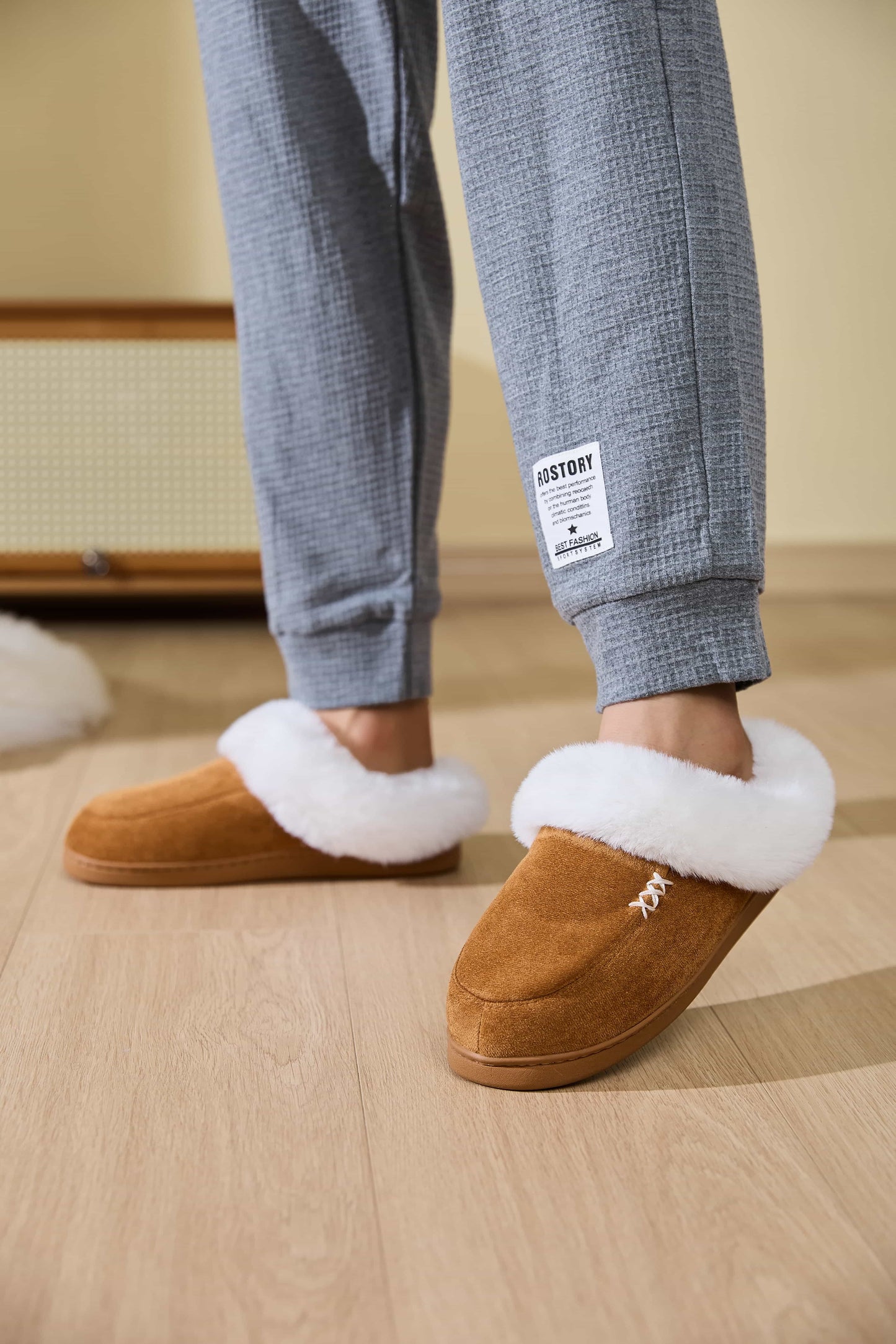 Fluff Trim Round Toe Flat Slippers Caramel