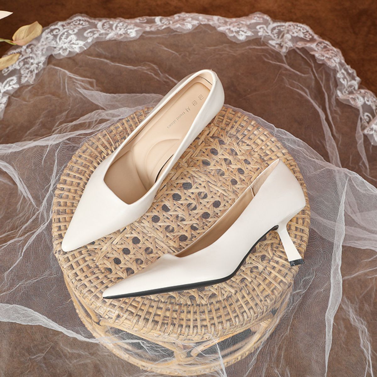 PU Leather Point Toe Pumps White