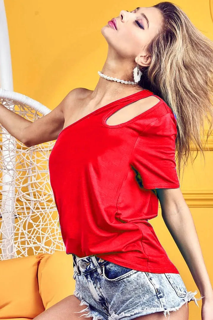 BiBi Cut Out Detailed One Shoulder Top RED