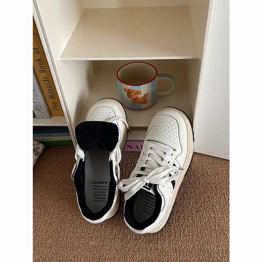 Lace Up Round Toe Platform Sneakers