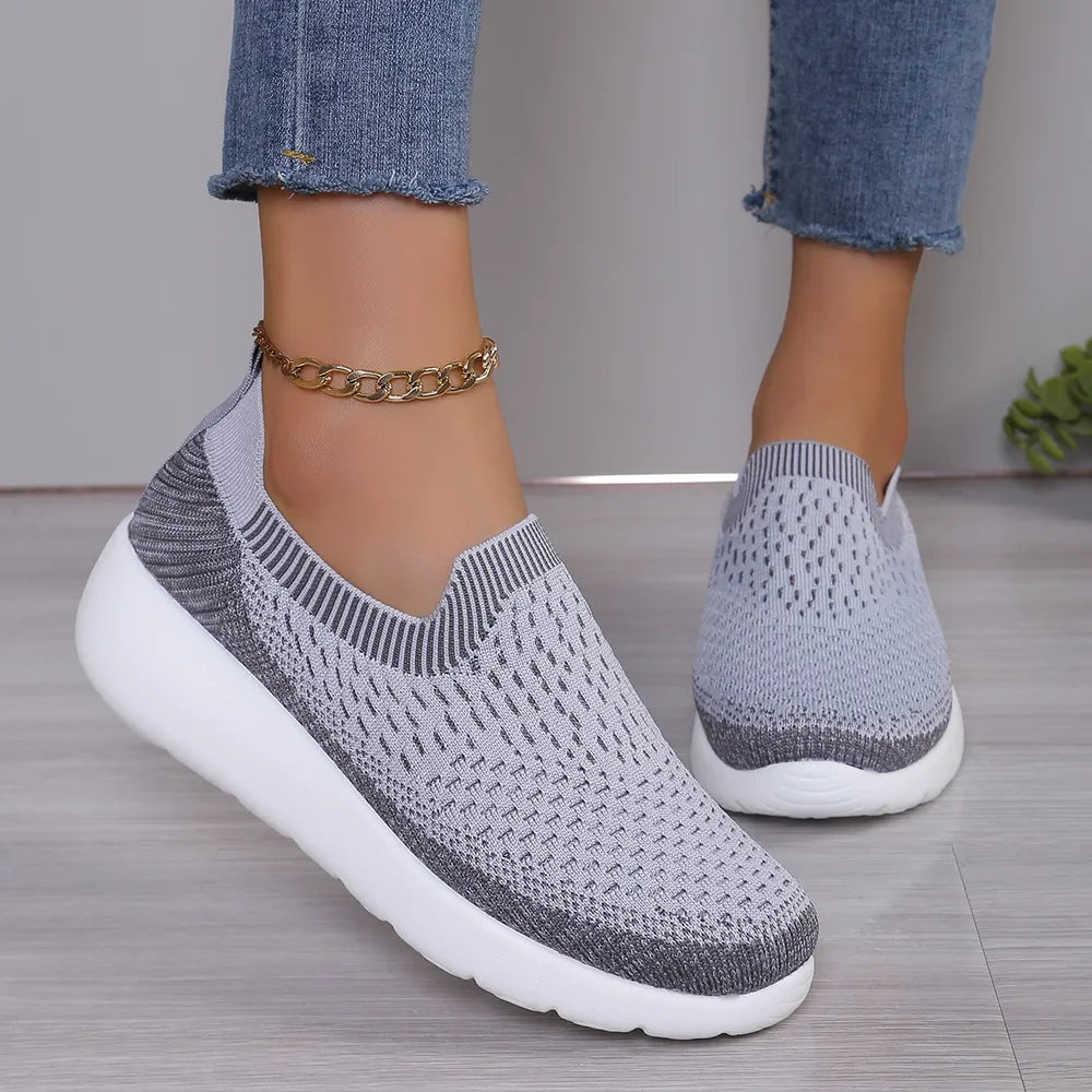 Breathable Round Toe Mesh Slip-On Light Gray