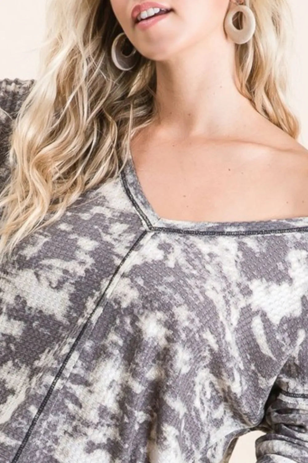 BiBi Tie Dye Print Waffle V Neck Top with Contrast