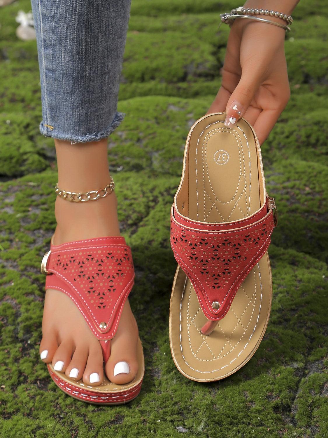 Cutout Toe Post PVC Sandals Deep Red