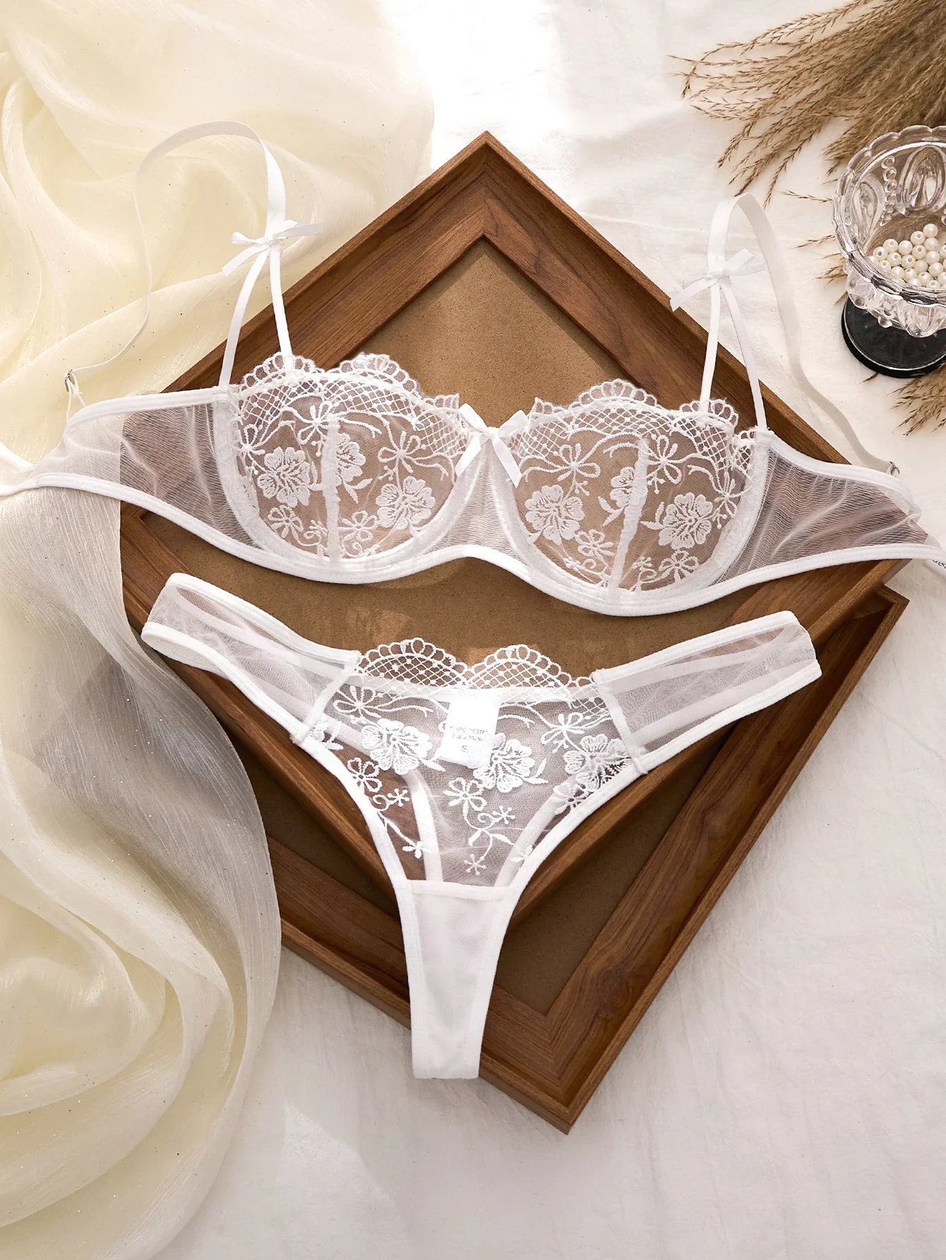 Lady Floral Embroidery Lingerie Set Women Sheer Bra and Brief Underwear Set Satin Sexy Intimates Underwear
