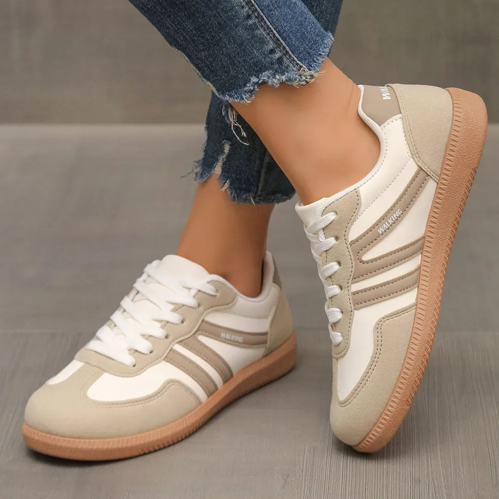 Contrast Lace Up Round Toe Sneakers Eggshell