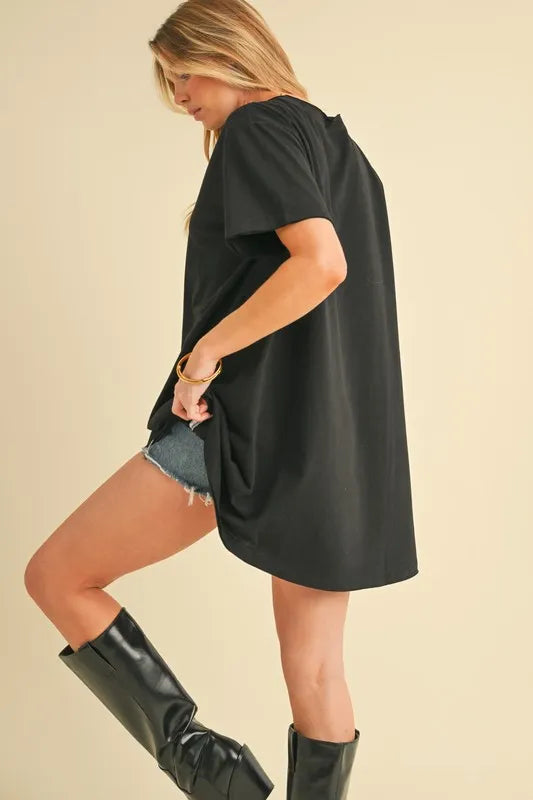 Aemi+Co Round Neck Short Sleeve Oversized T-Shirt