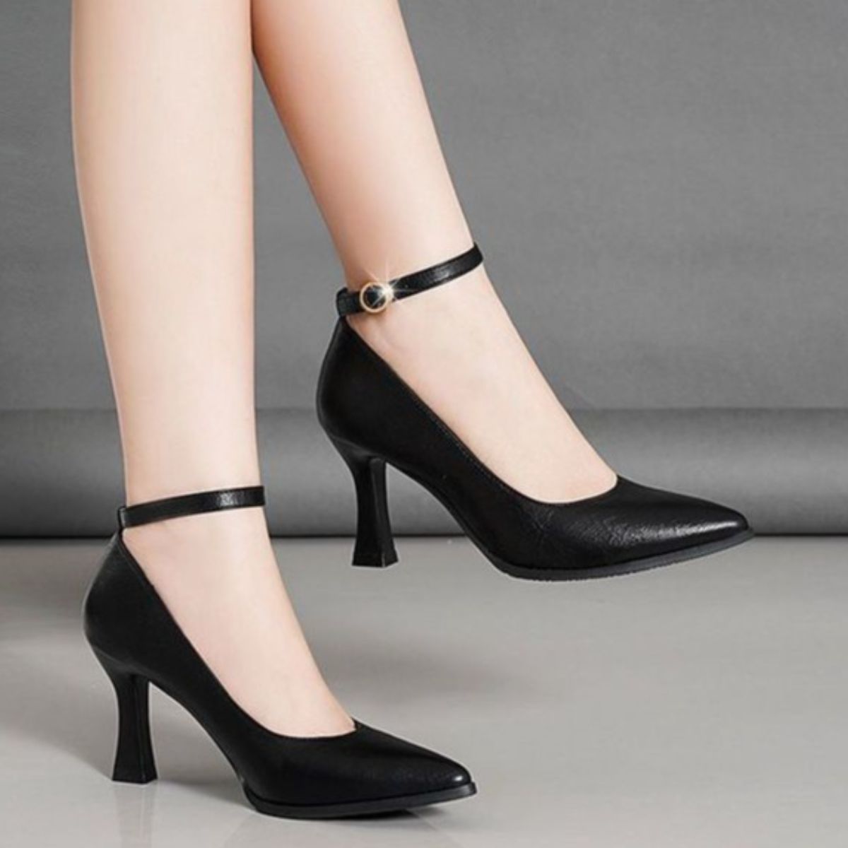 Point Toe Stiletto Pumps