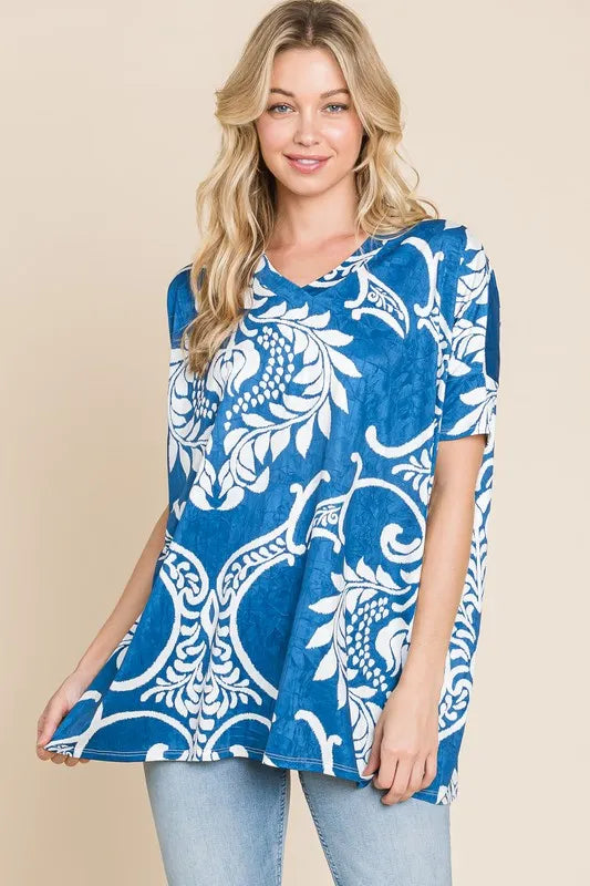 BOMBOM Printed Relaxed V-Neck Tunic Top