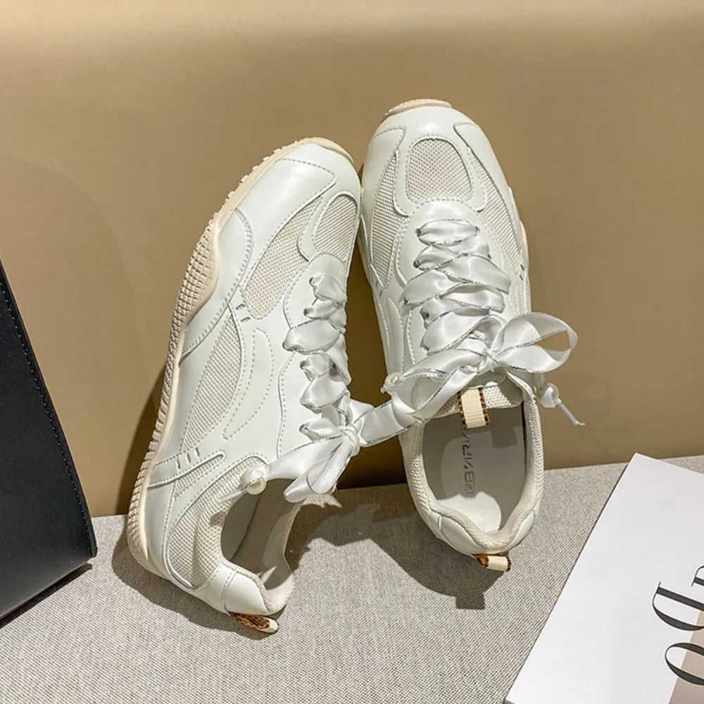 Round Toe Flats Sneakers White