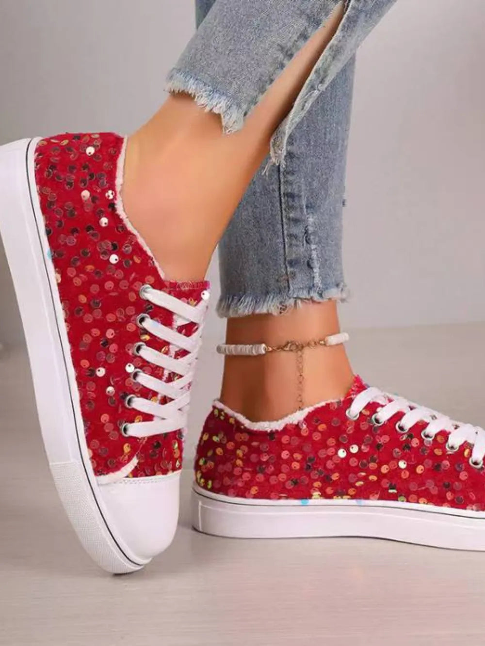 Sequin Round Toe Flat Sneakers Red