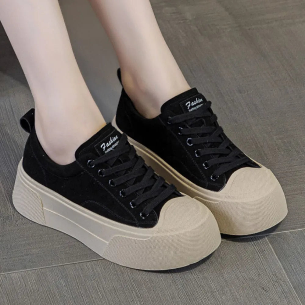 Round Toe Lace Up Platform Sneakers Black