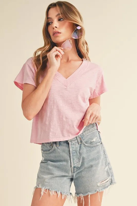 Aemi + Co Side Slit V-Neck Short Sleeve Cropped T-Shirt Blush Pink
