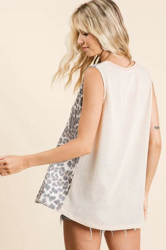 BiBi Sleeveless Print Mix Front Top with Contrast
