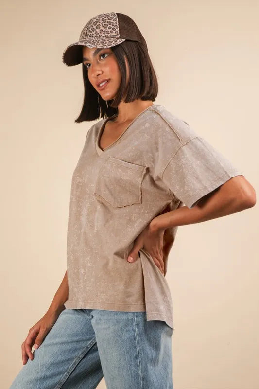 VERY J Mineral Washed V-Neck T-Shirt