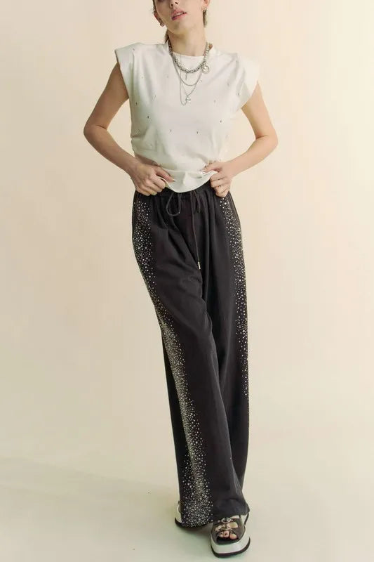 Davi & Dani Solid Mock Neck Short Sleeve Jewel Crop Top