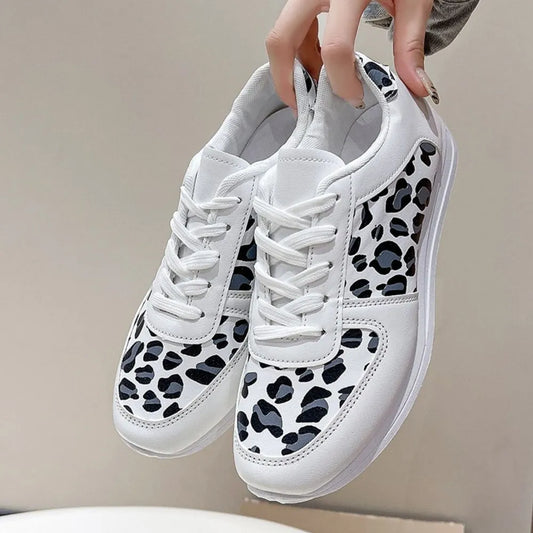 Round Toe Flats Sneakers Beige