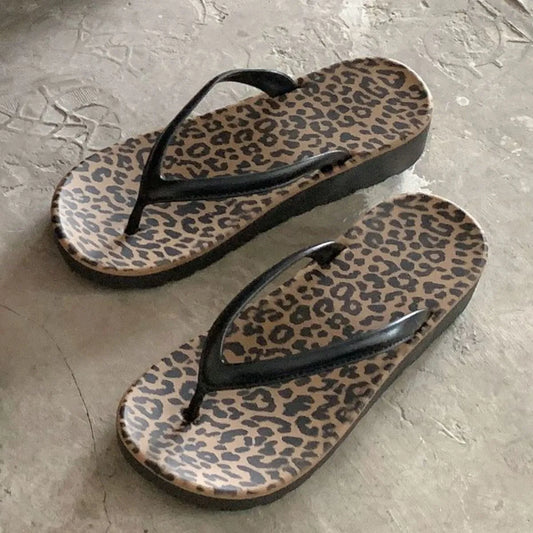 Toe Post Flats Slippers Black Leopard