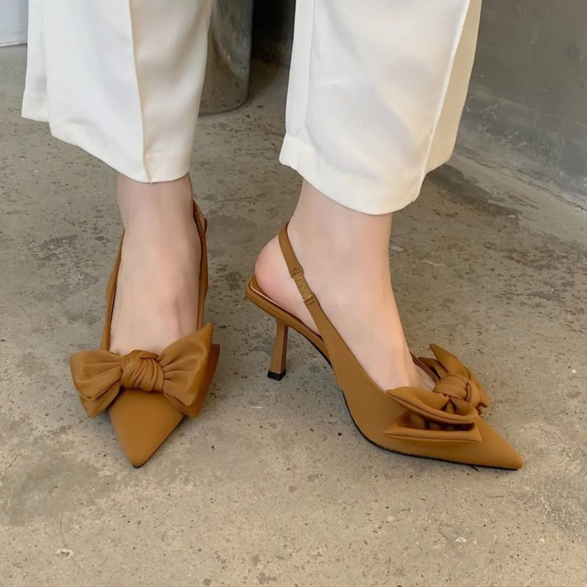 Point Toe Stiletto Pumps Brown