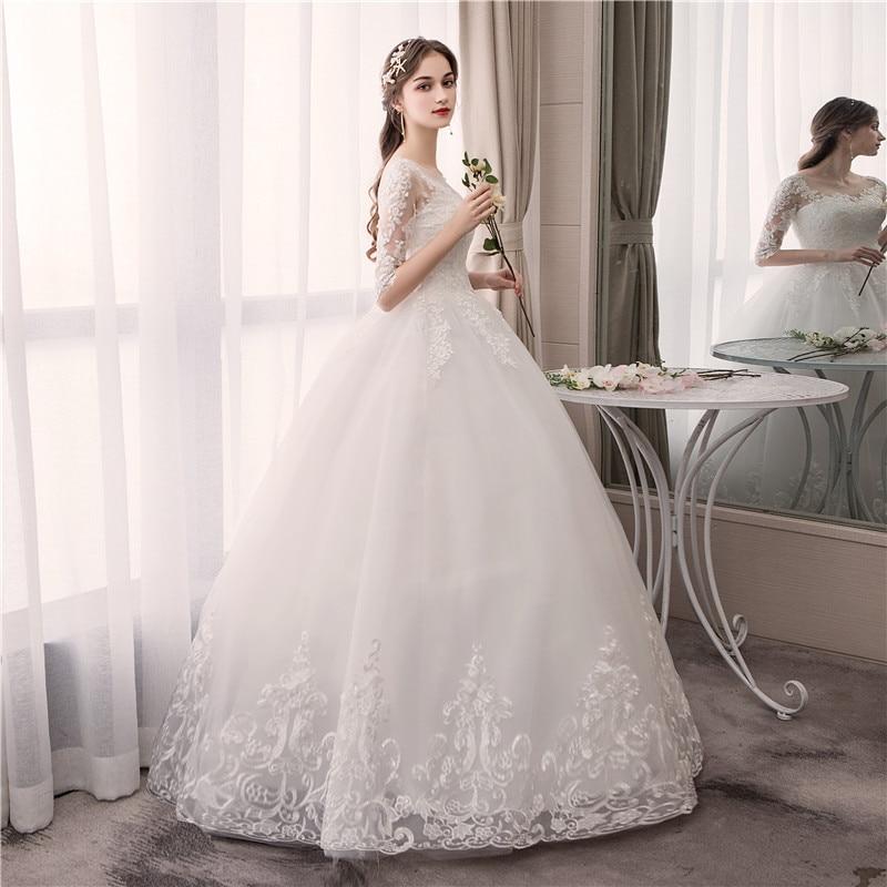 Sexy O Neck Half Sleeve Fashion Slim Lace Embroidery Wedding Gown