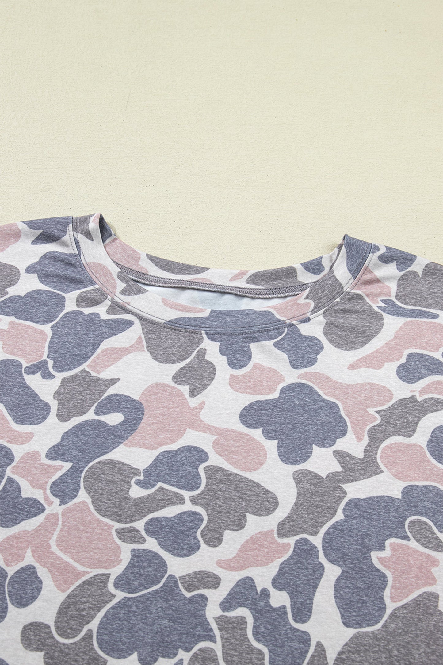 Plus Size Camo Tee & Drawning Shorts Set