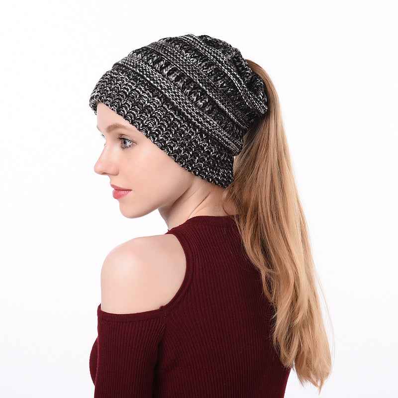 Womens Knitted Ponytail Hat Winter Warm Cap Black Grey Without label