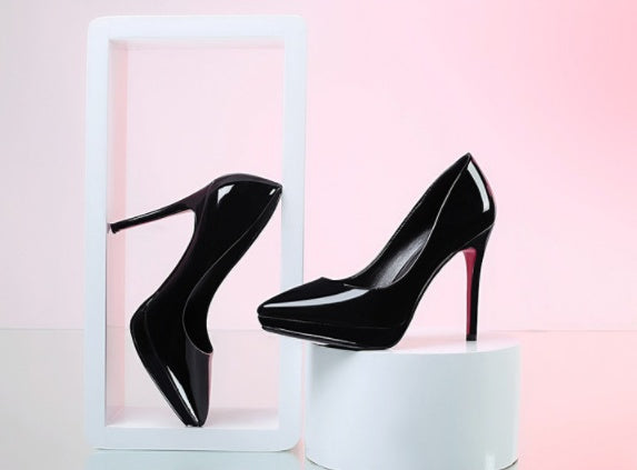 Stiletto pointed high heels See size chart under “more details”