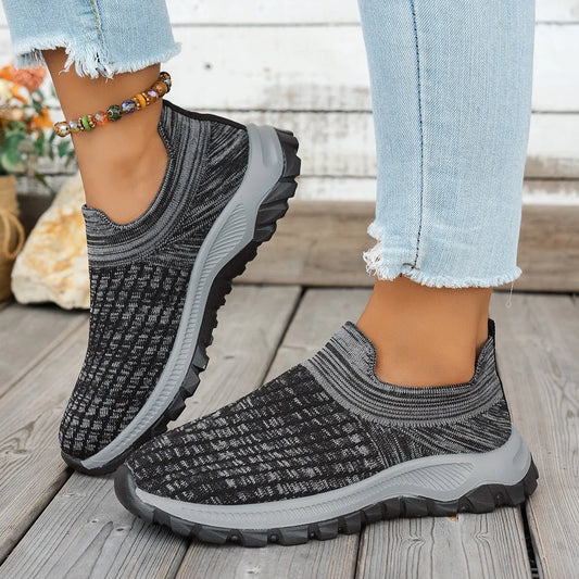 Mesh Round Toe Platform Athletic Black