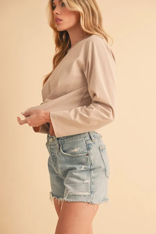 Aemi+Co Round Neck Long Sleeve T-Shirt