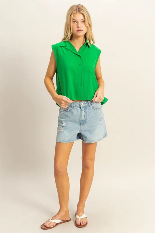HYFVE Buttoned Front Sleeveless Collar Shirt