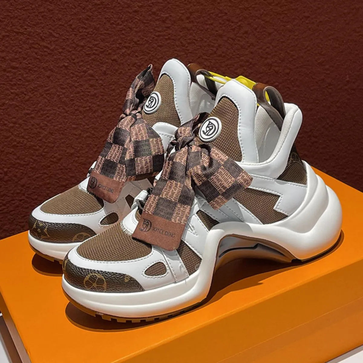Round Toe Platform Sneakers