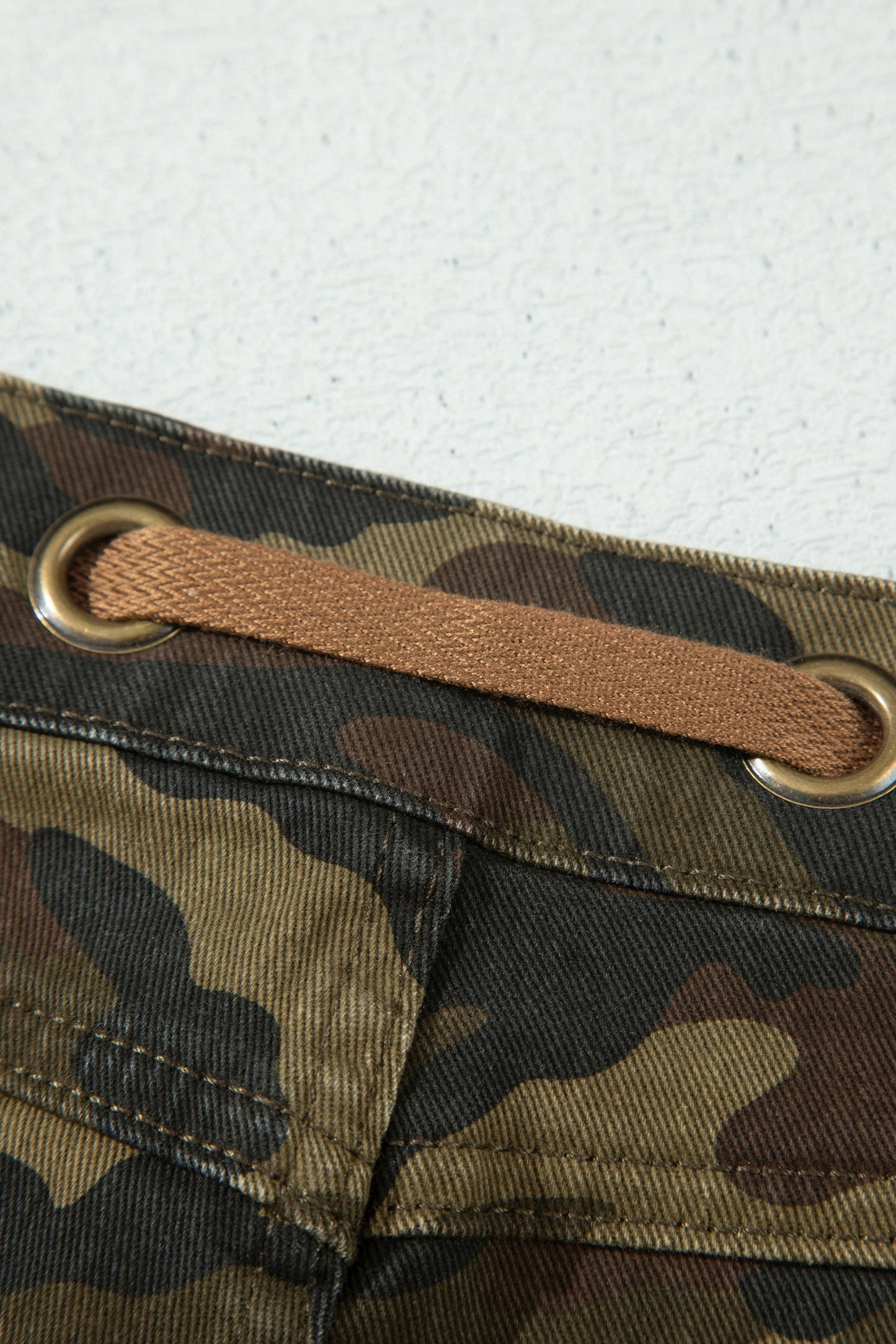 Camo Retro Grommet Tie Waist Loose Jeans