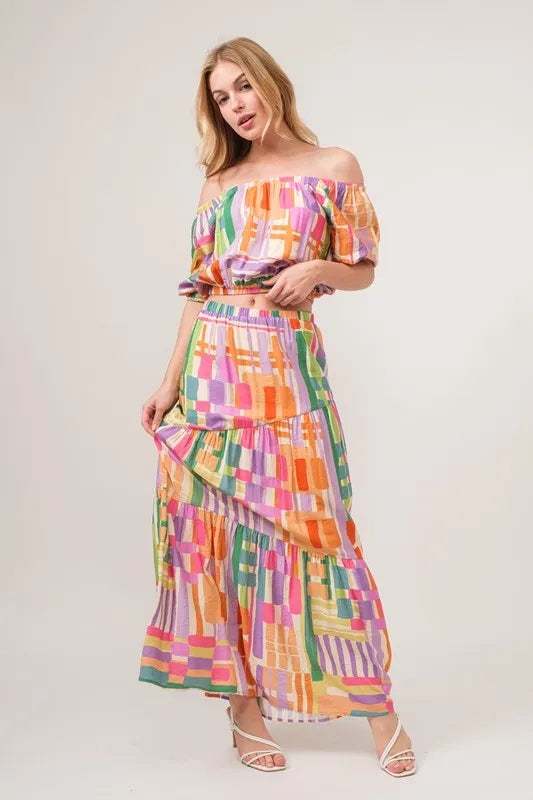 And The Why Puff Sleeve Elastic Edges Geo Printed Crop Top