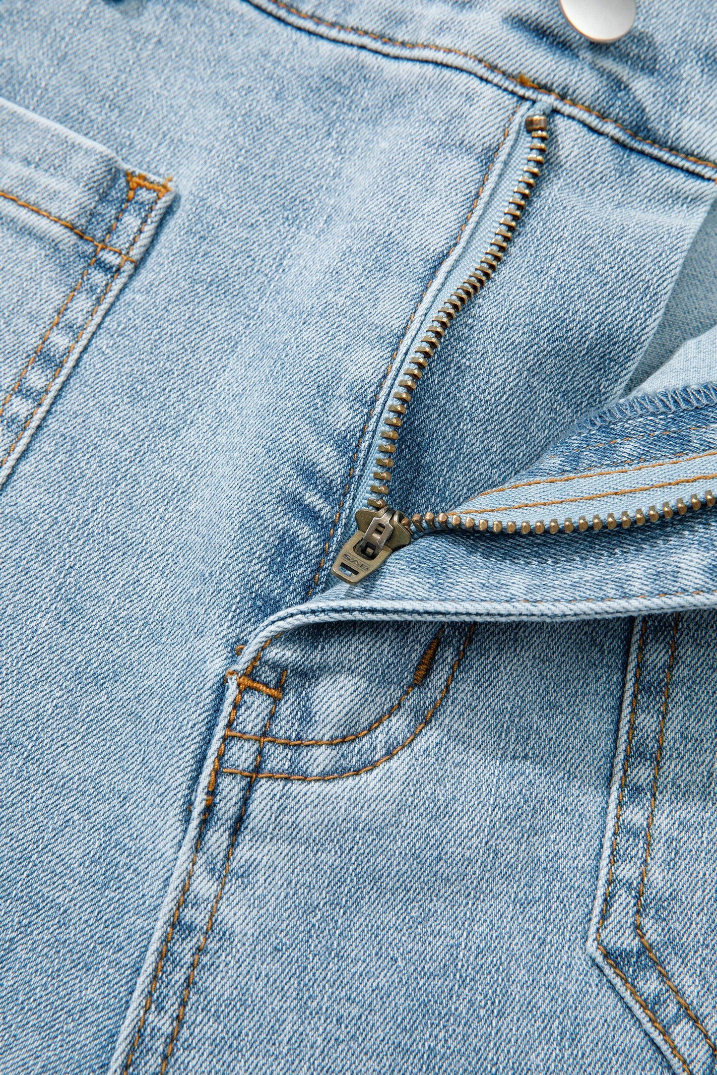 Solid Denim Patch Pocket Straight Leg Jeans